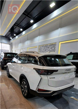 دۆنگ فینگ Aeolus Yixuan GS